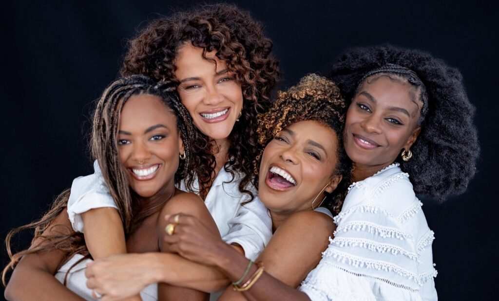Musical inédito “Pra te ver feliz” estreia no Teatro Sesc Ginástico com histórias inspiradas no subúrbio carioca